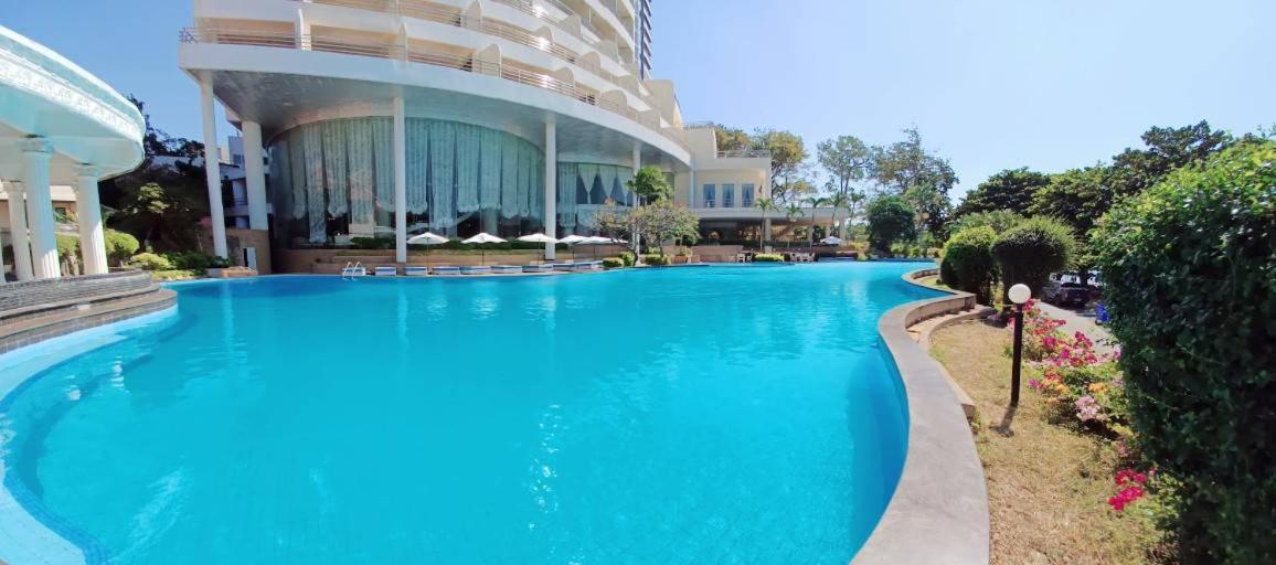 Adriatic Palace Hotel Pattaya Eksteriør billede